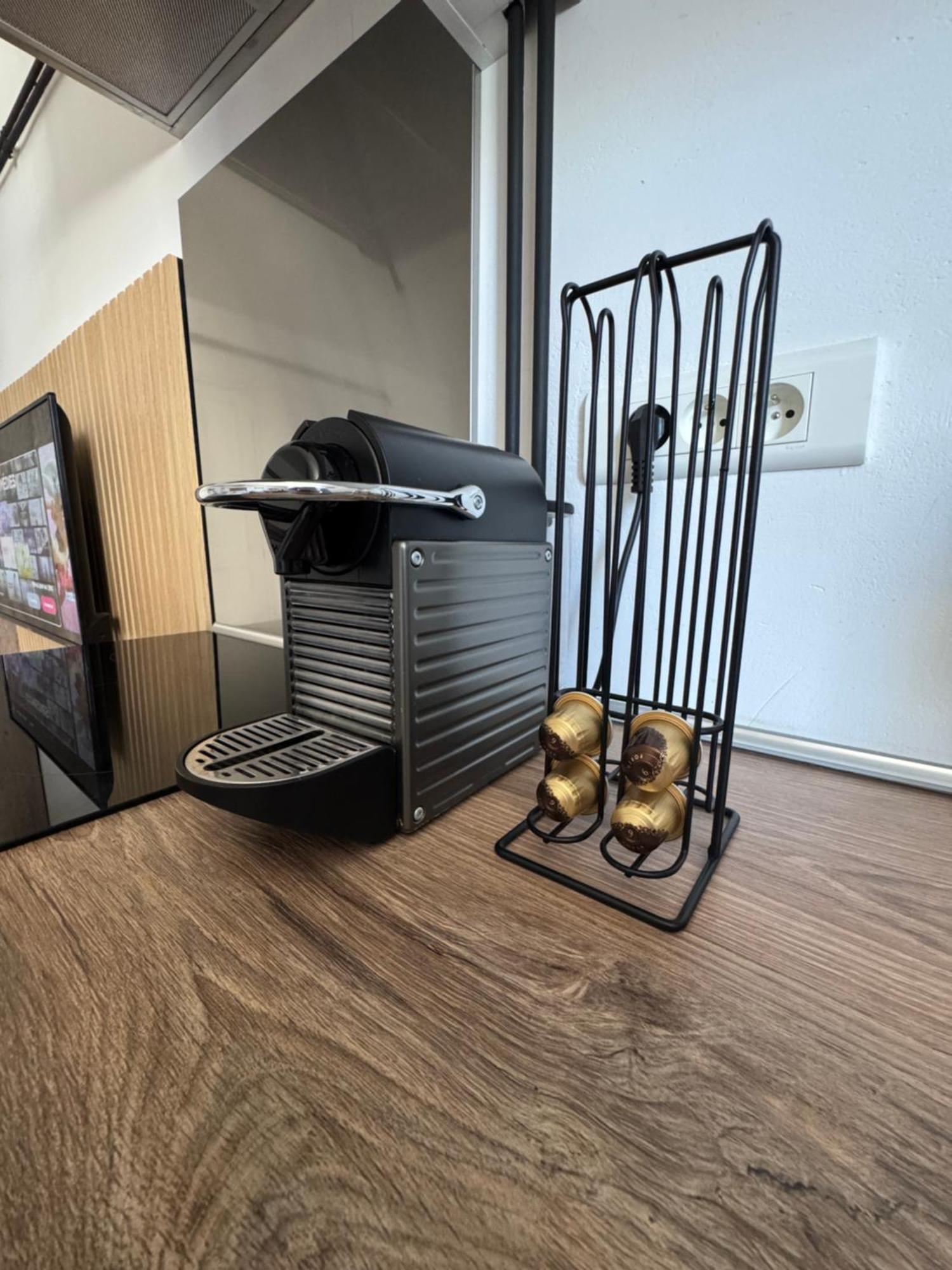 Charmant Appartement Au Coeur De بورج المظهر الخارجي الصورة